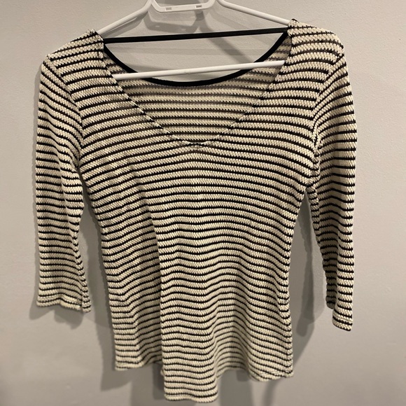 Dynamite Women's Top w Pocket - Picture 2 of 4